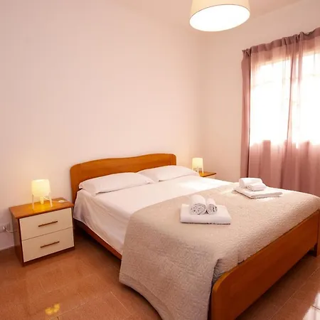 Izzhome Marina Apartment