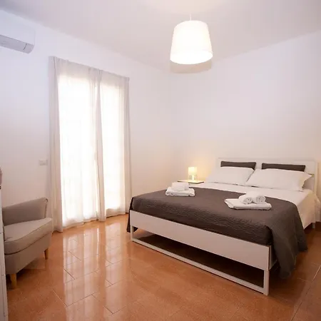 Izzhome Marina Apartment Marina di Ragusa